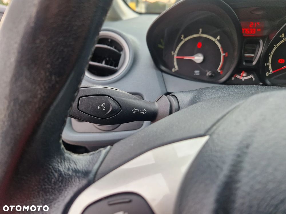Ford Fiesta - 16