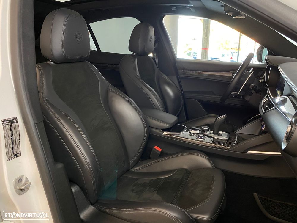 Alfa Romeo Stelvio 2.9 T Quadrifoglio AT8 Q4 - 6