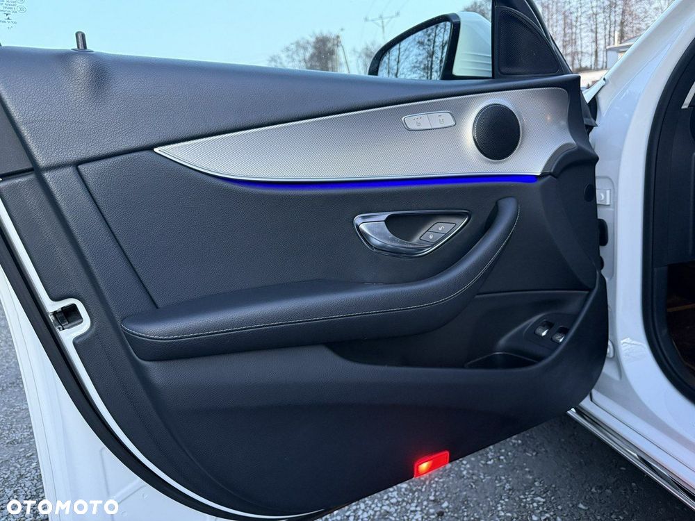 Mercedes-Benz Klasa E - 11