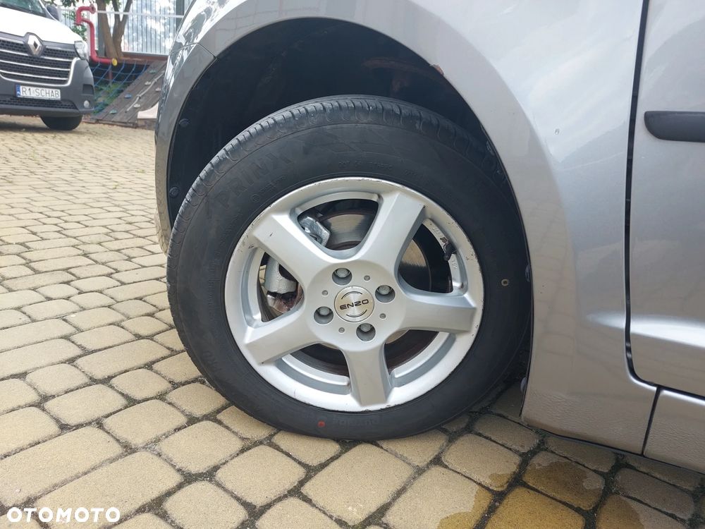 Suzuki Swift - 8