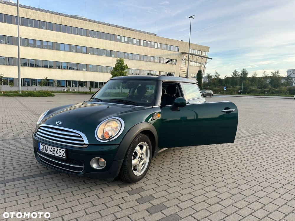 MINI Clubman Cooper D - 24