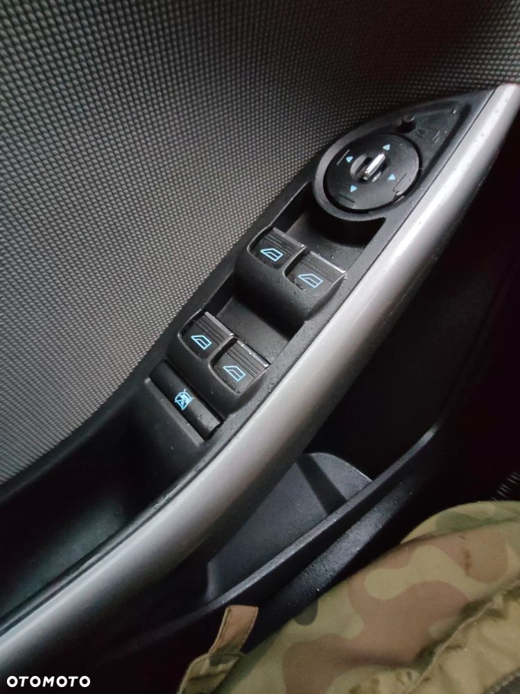 Ford Focus - 16