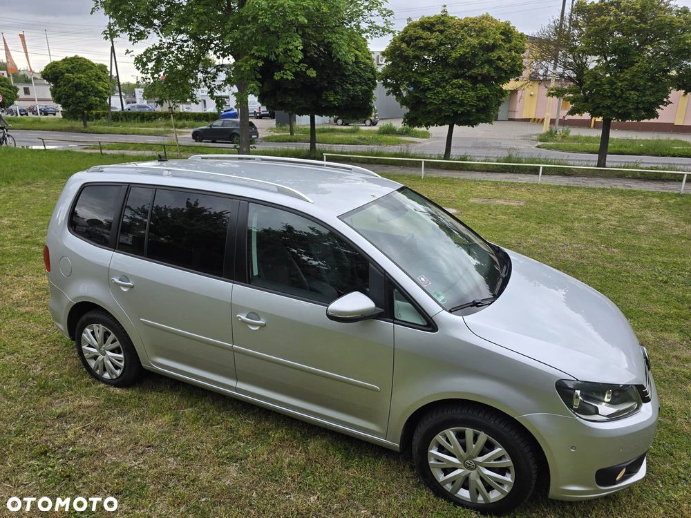 Volkswagen Touran - 8