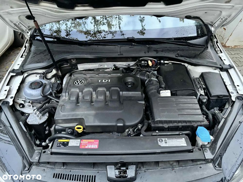 Volkswagen Golf VII 2.0 TDI BMT GTD DSG - 16