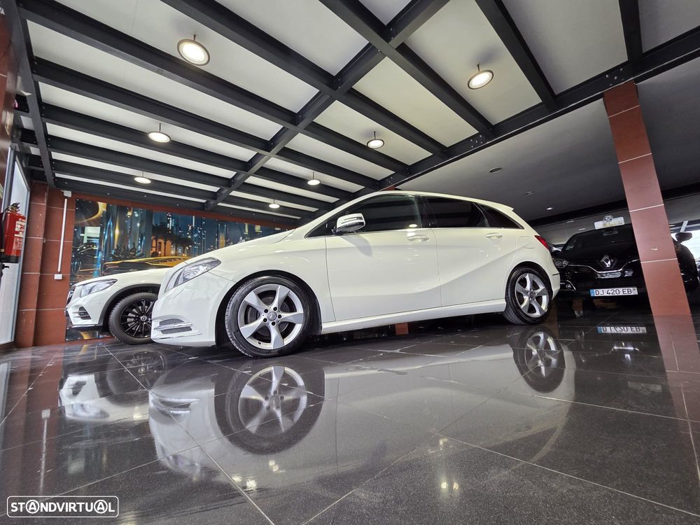 Mercedes-Benz B 180 CDI (BlueEFFICIENCY) 7G-DCT - 2