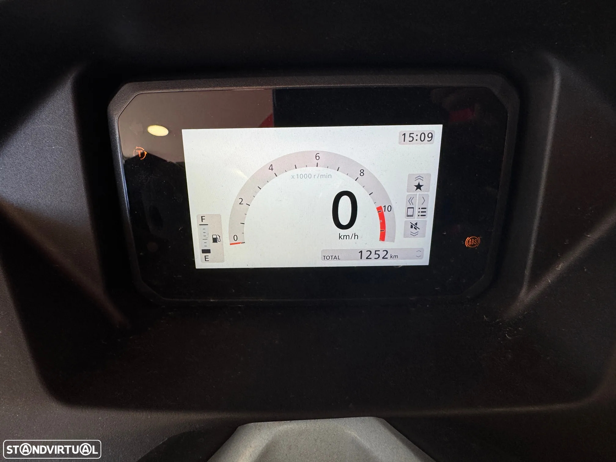 Honda PCX125 DX - painel TFT - 6