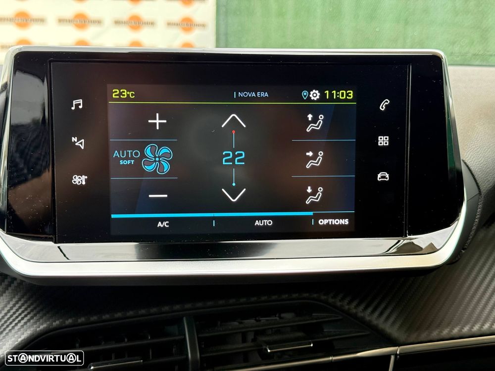 Peugeot e-2008 50 kWh SE Style - 9
