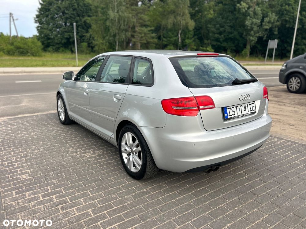 Audi A3 Sportback 1.4 TFSI S tronic Ambition - 4