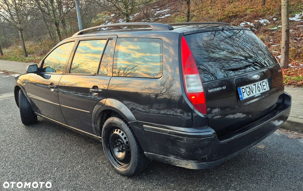 Ford Mondeo 2.0 TDCi Ghia Executive - 3