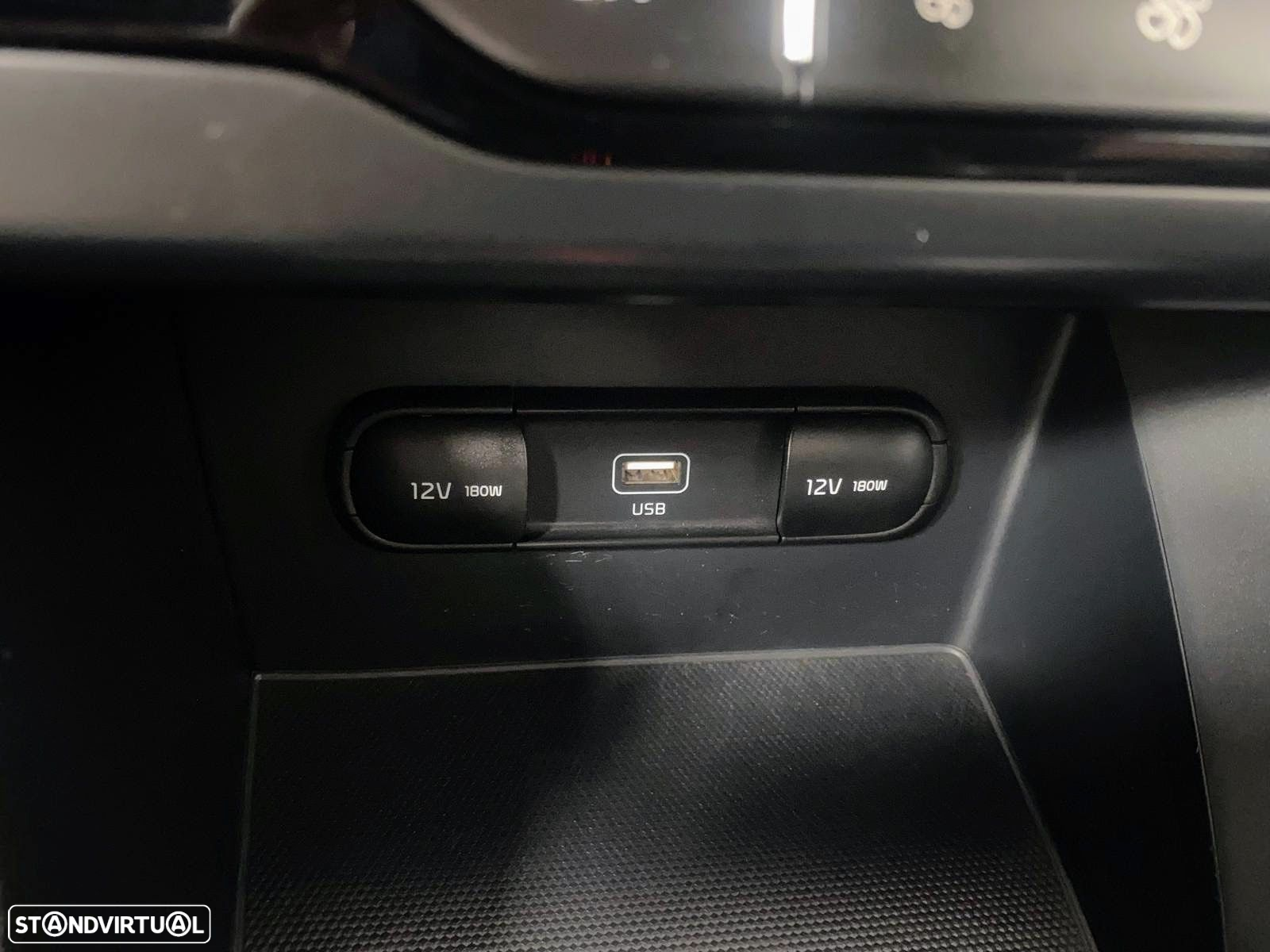 Kia Niro 1.6 GDi PHEV Tech - 34