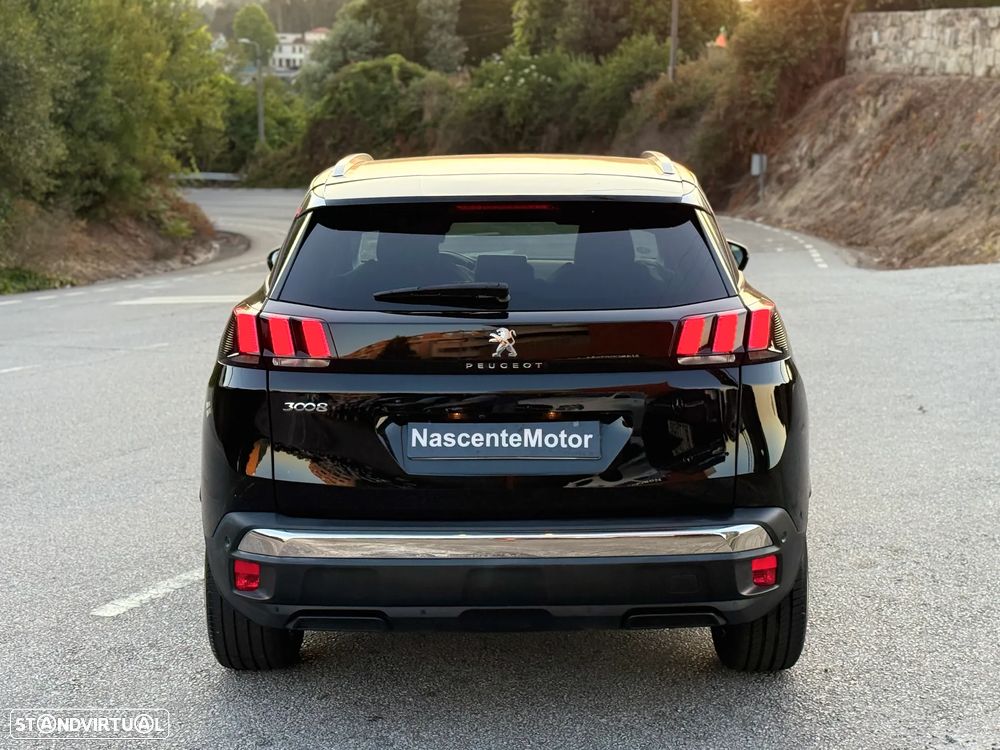 Peugeot 3008 1.2 PureTech Allure EAT8 - 11