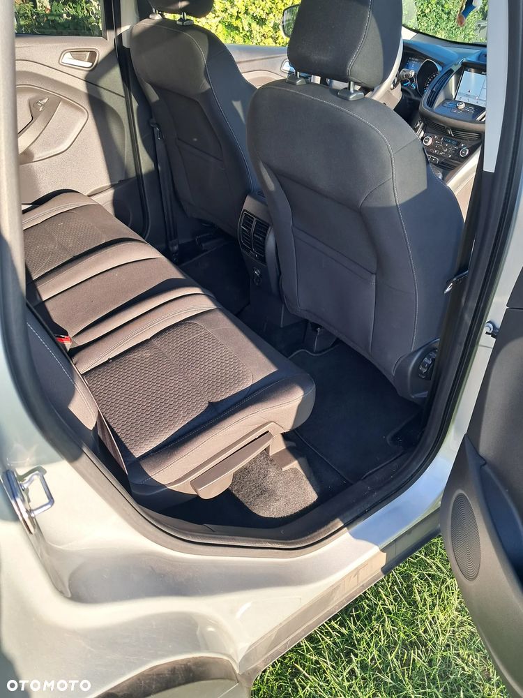Ford Kuga 1.5 EcoBoost FWD Edition ASS MMT6 - 11