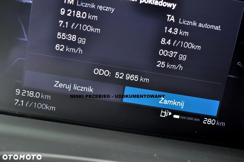 Volvo XC 60 B4 D Plus Dark - 30