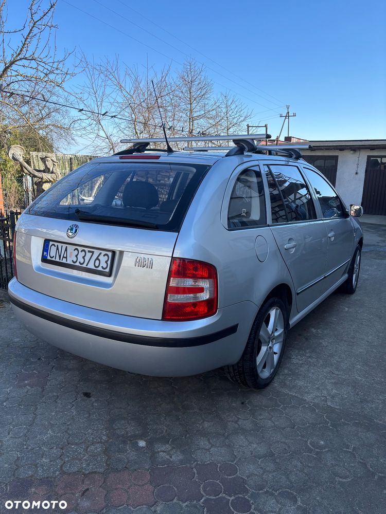 Skoda Fabia 1.4 16V Ambiente - 6