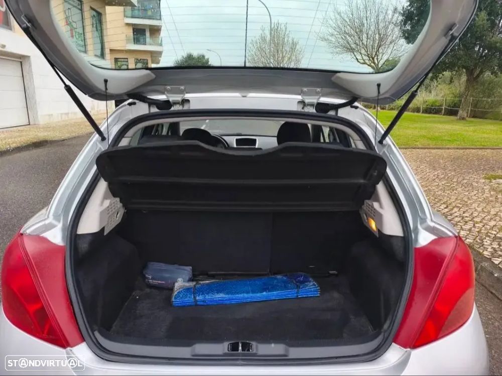 Peugeot 207 1.6 HDi Sport - 1