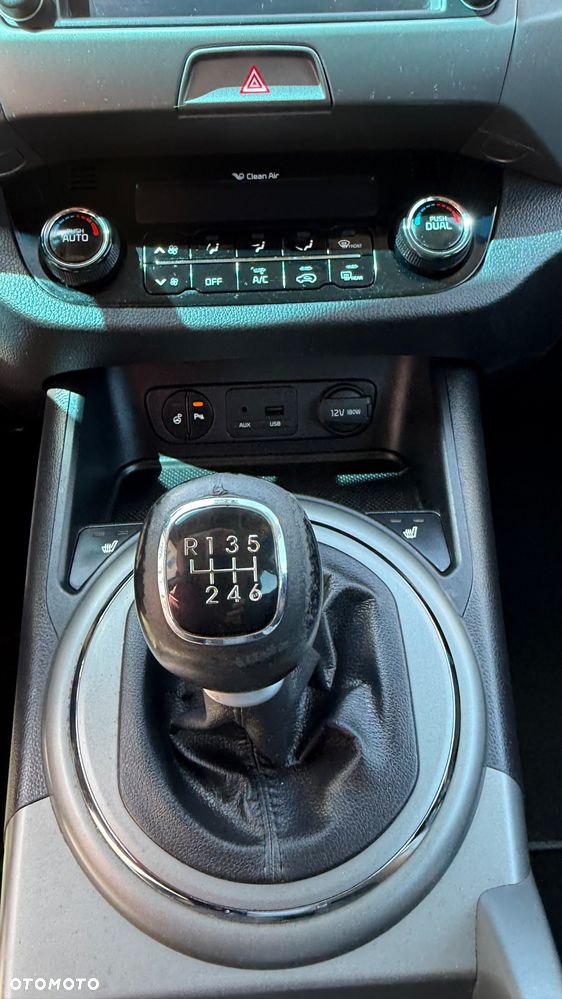 Kia Sportage 2,0 CRDI 2WD Vision - 21