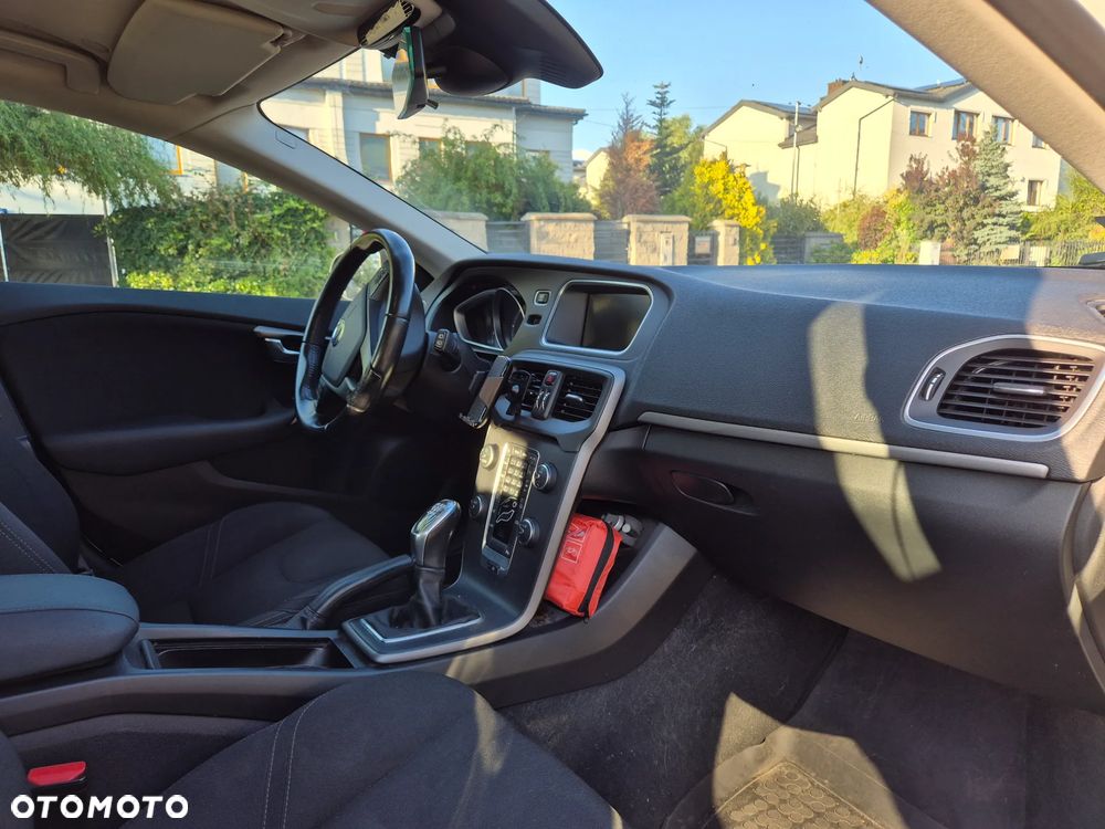 Volvo V40 - 21