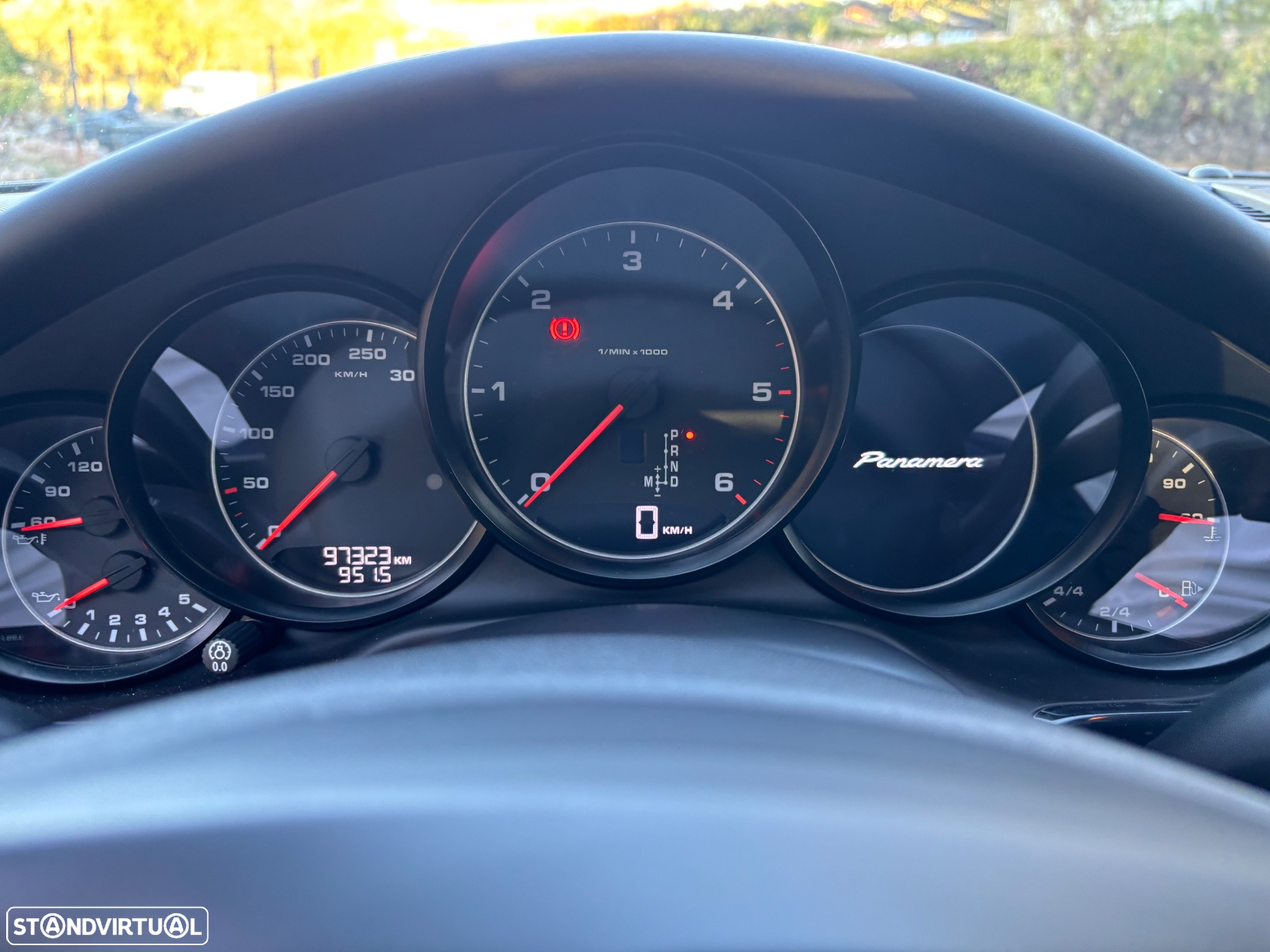 Porsche Panamera Platinum Edition - 15