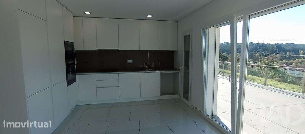 Casa / Villa T4 em Antuzede e Vil de Matos de 387,00 m2 - Grande imagem: 2/16