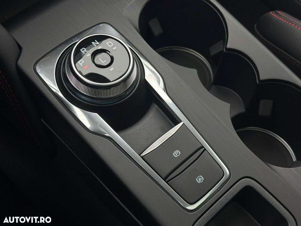 Ford Kuga 2.5 Duratec FWD PHEV ST-Line X - 26