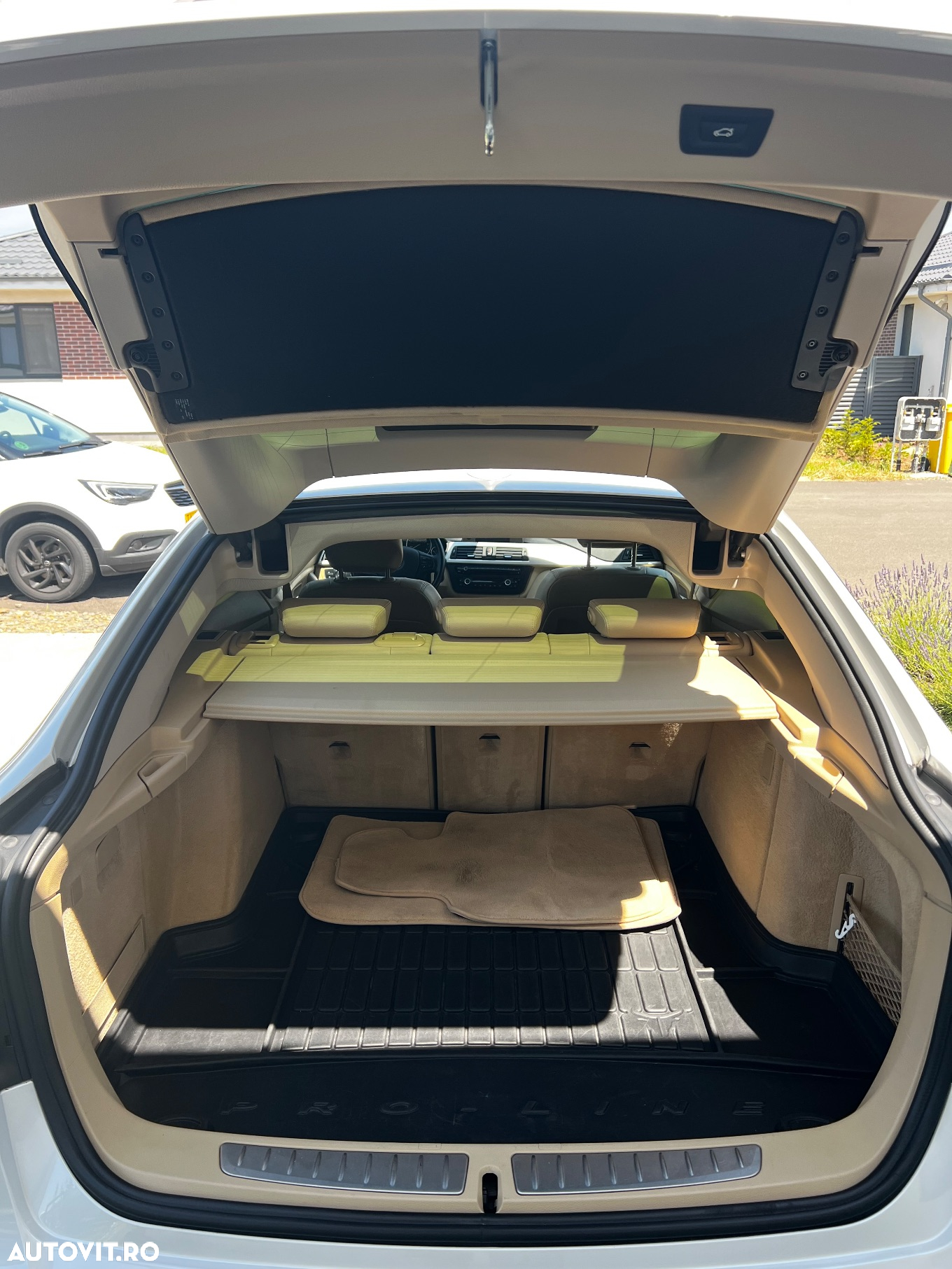 BMW Seria 3 318d - 7