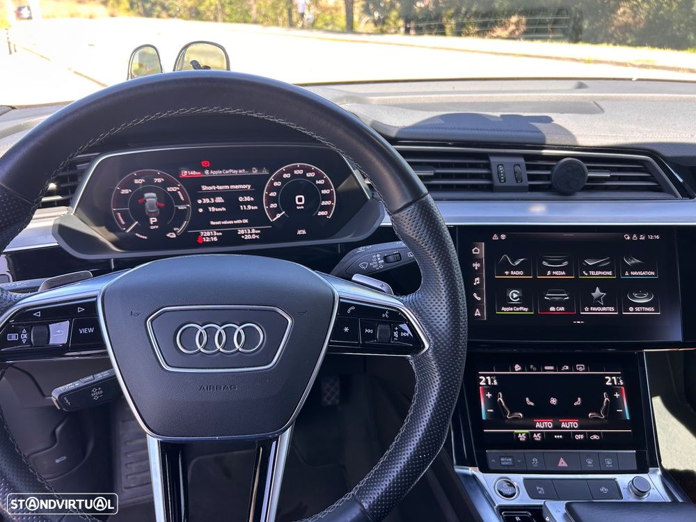 Audi e-tron 55 quattro S line - 9