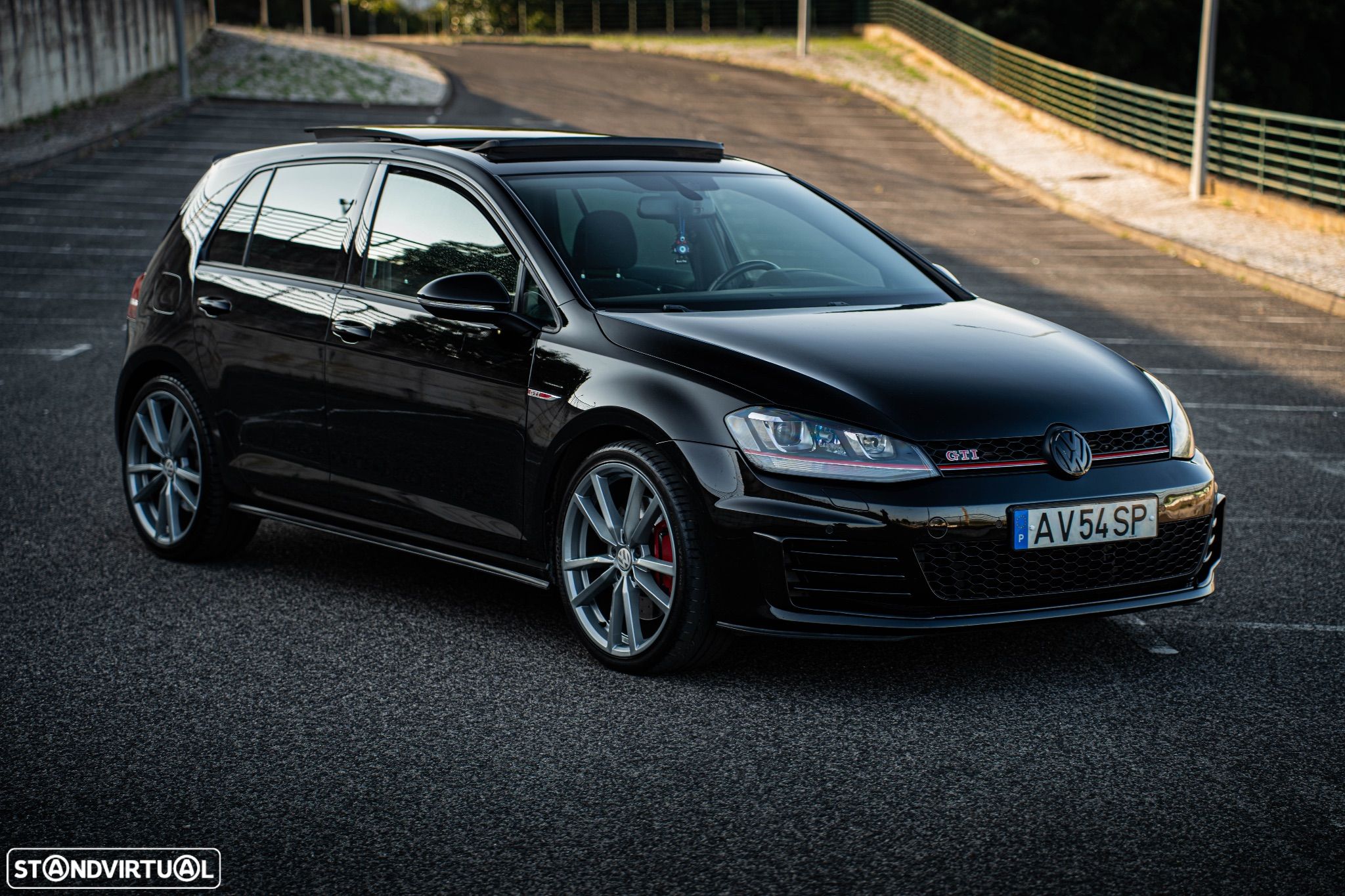 VW Golf - 1