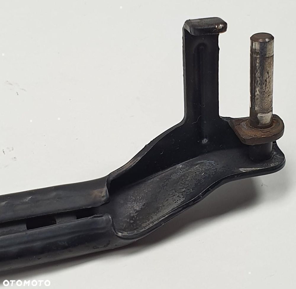 RAMIE WYCIERACZKI LEWE MERCEDES W212 EUROPA - 3