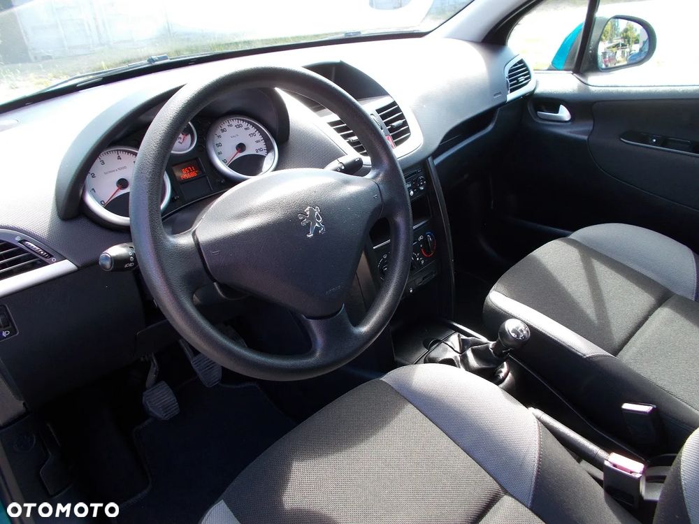 Peugeot 207 75 Tendance - 19