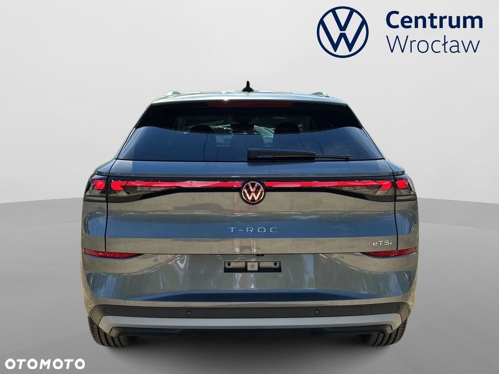 Volkswagen T-Roc - 11