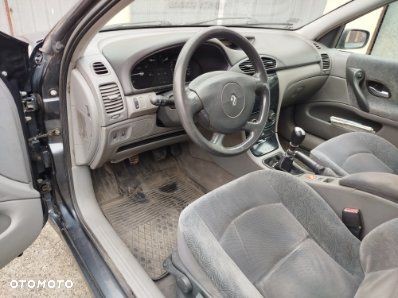 Renault Laguna - 9