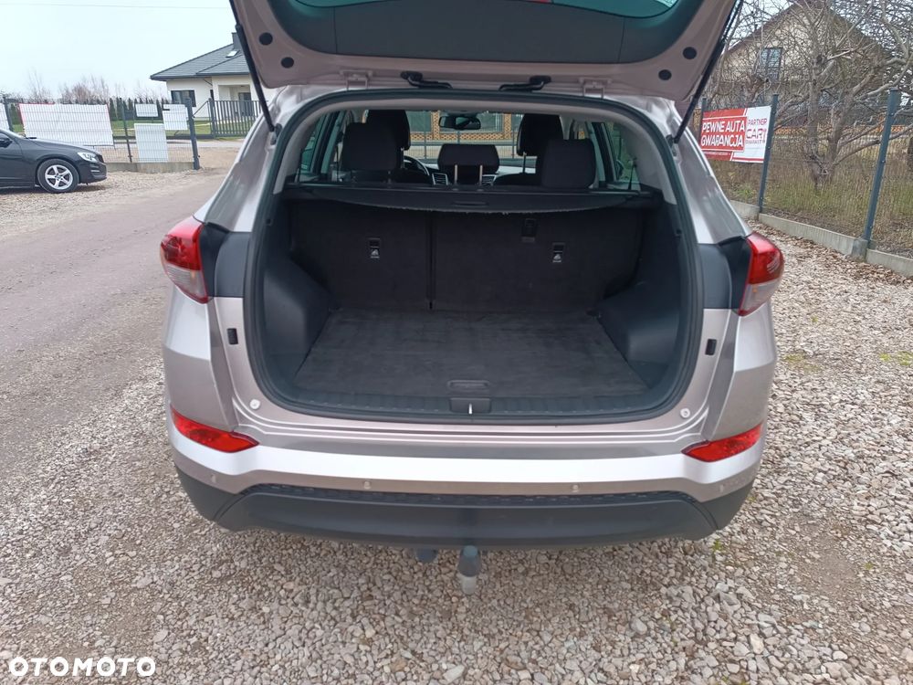 Hyundai Tucson blue 1.7 CRDi 2WD Passion - 32