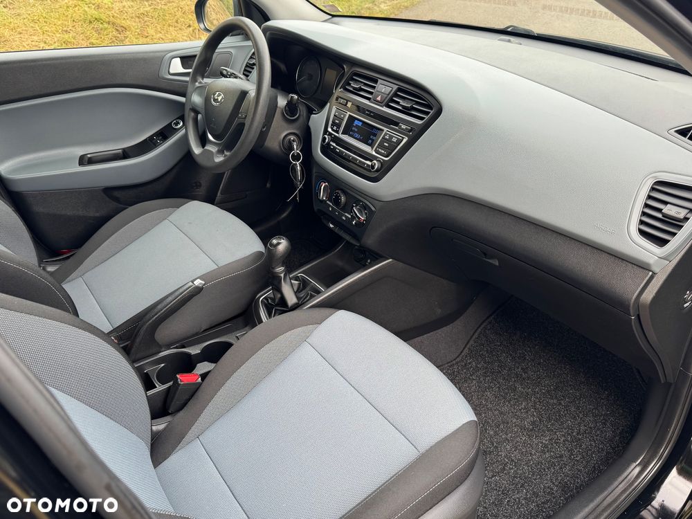 Hyundai i20 1.2 GO - 23