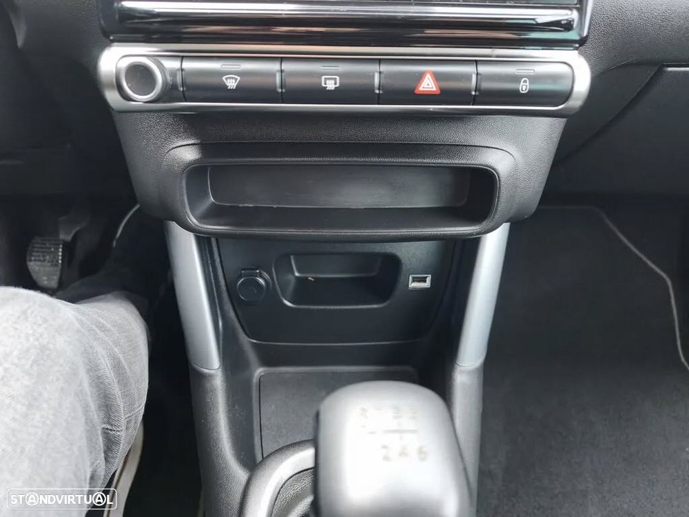 Citroën C3 Aircross BlueHDI 100 Stop & Start Shine - 23