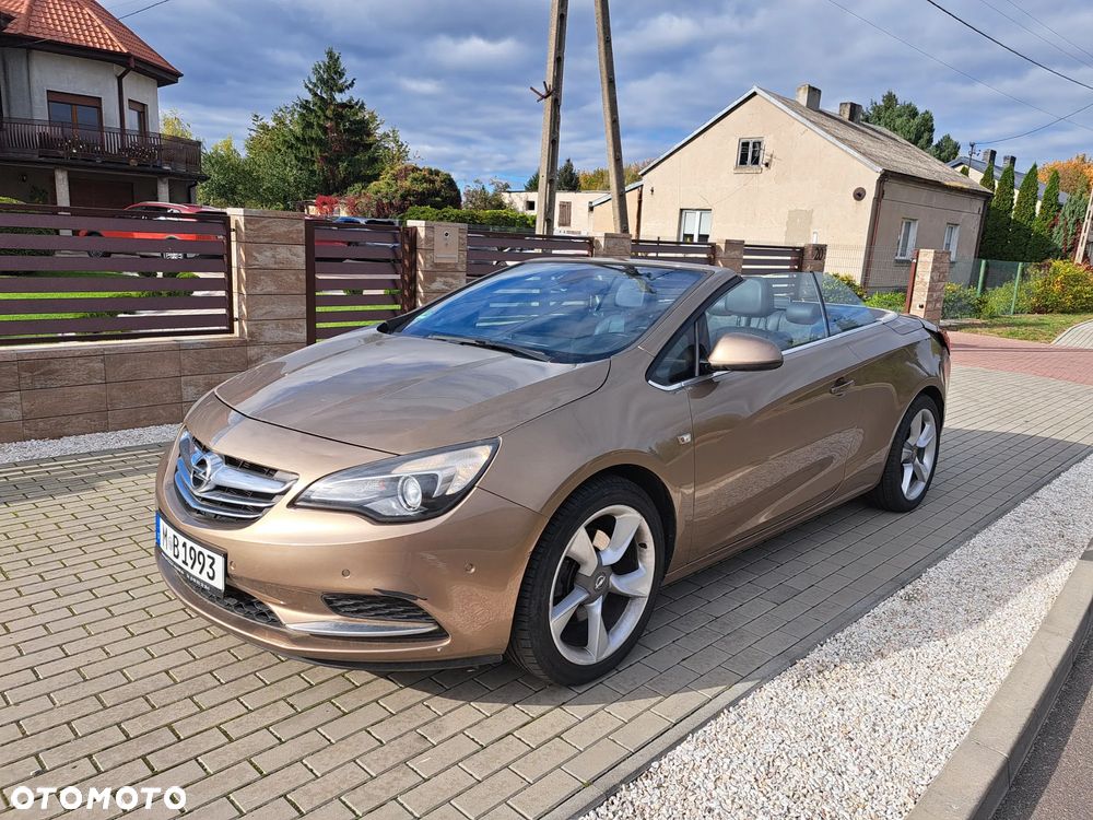 Opel Cascada - 1