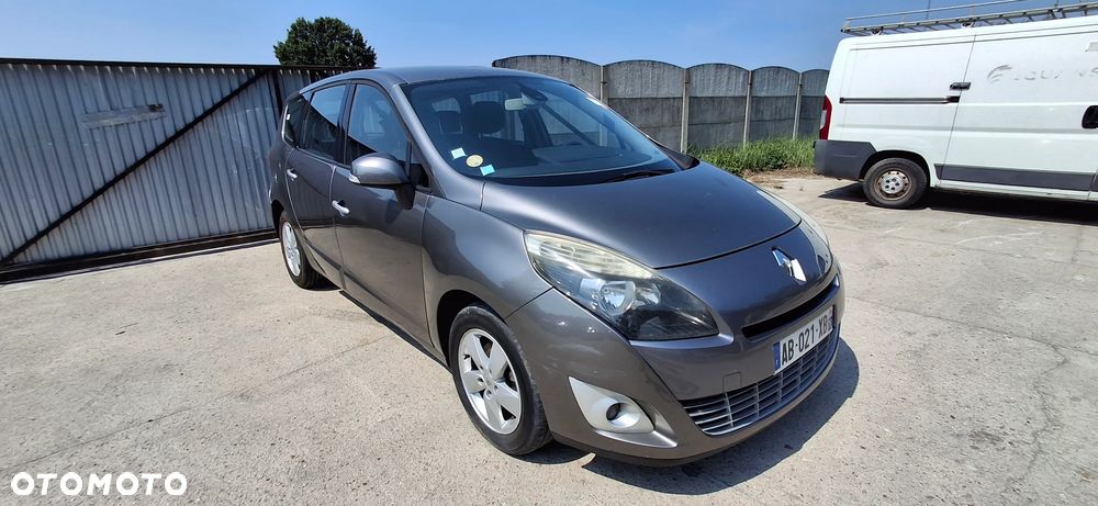 Renault Grand Scenic dCi 110 LIMITED - 3