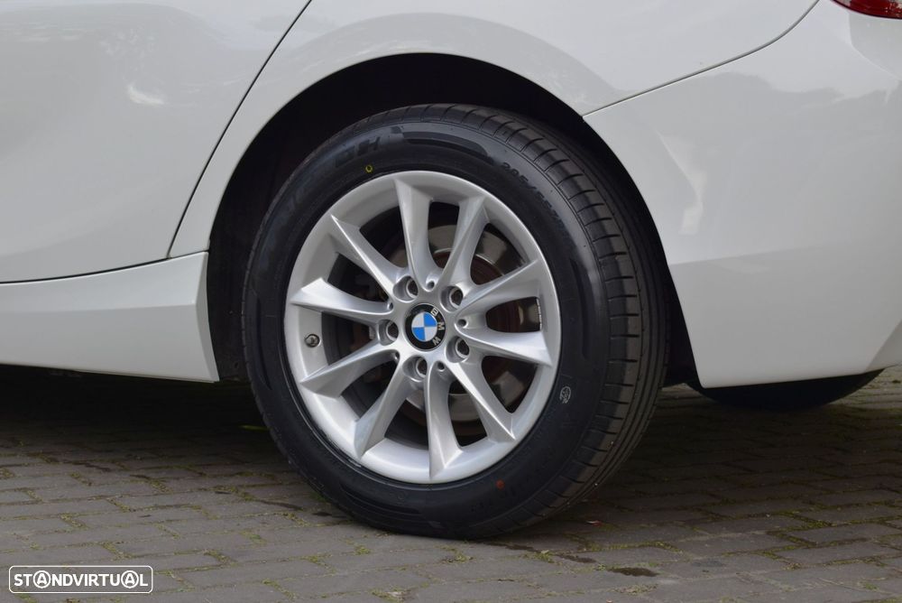 BMW 116 dA Line Urban - 56