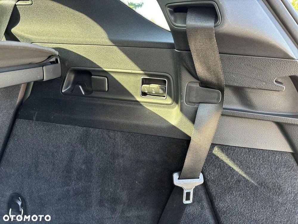 Mercedes-Benz GLE - 14