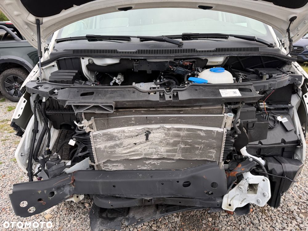 Volkswagen Transporter - 13