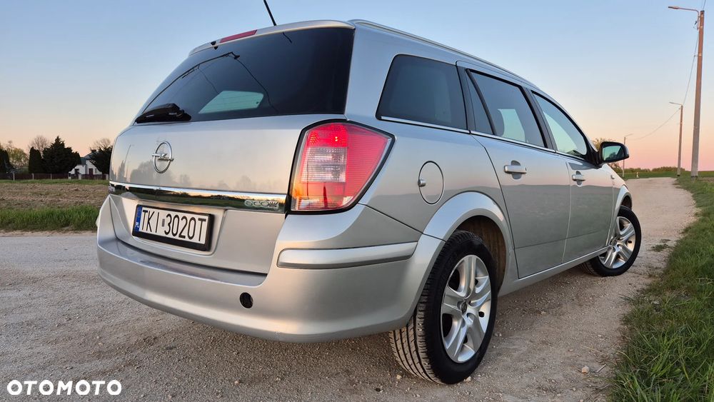 Opel Astra 1.4 Edition 111 Jahre - 10
