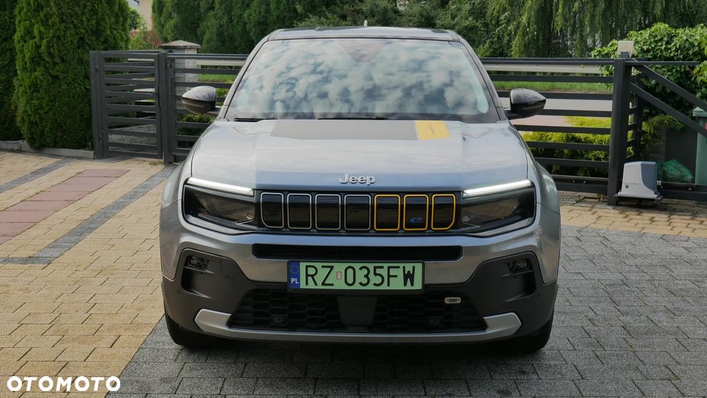 Jeep Avenger Summit+ - 8