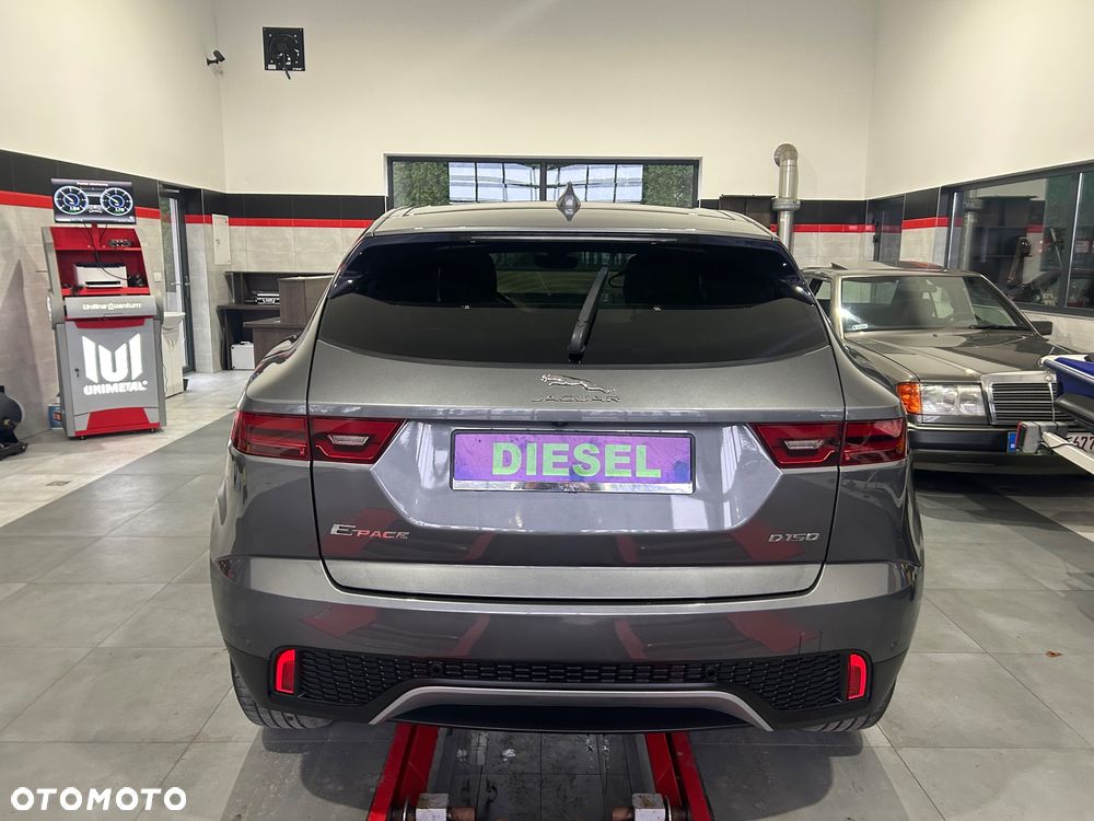 Jaguar E-Pace D150 R-Dynamic - 6