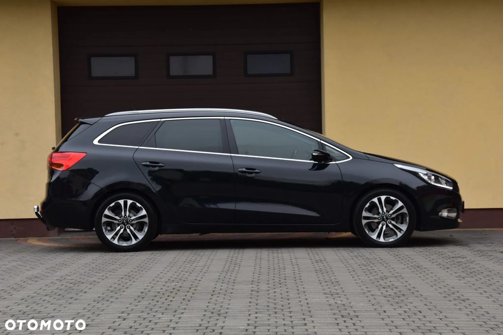 Kia Ceed 1.6 GDI SW DCT Spirit - 8