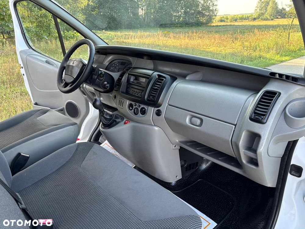 Renault Trafic - 15
