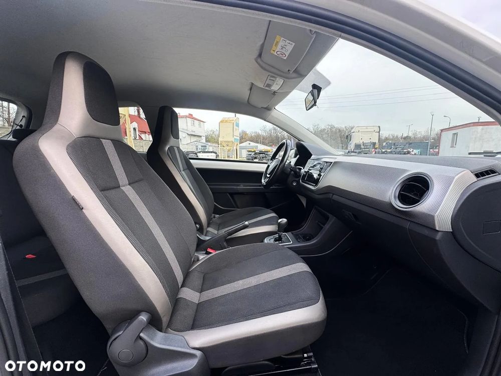 Volkswagen up! - 7