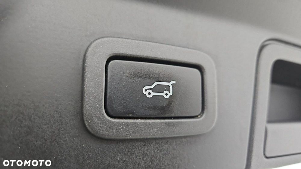 Land Rover Range Rover Velar 2.0 Si4 GPF R-Dynamic SE - 24