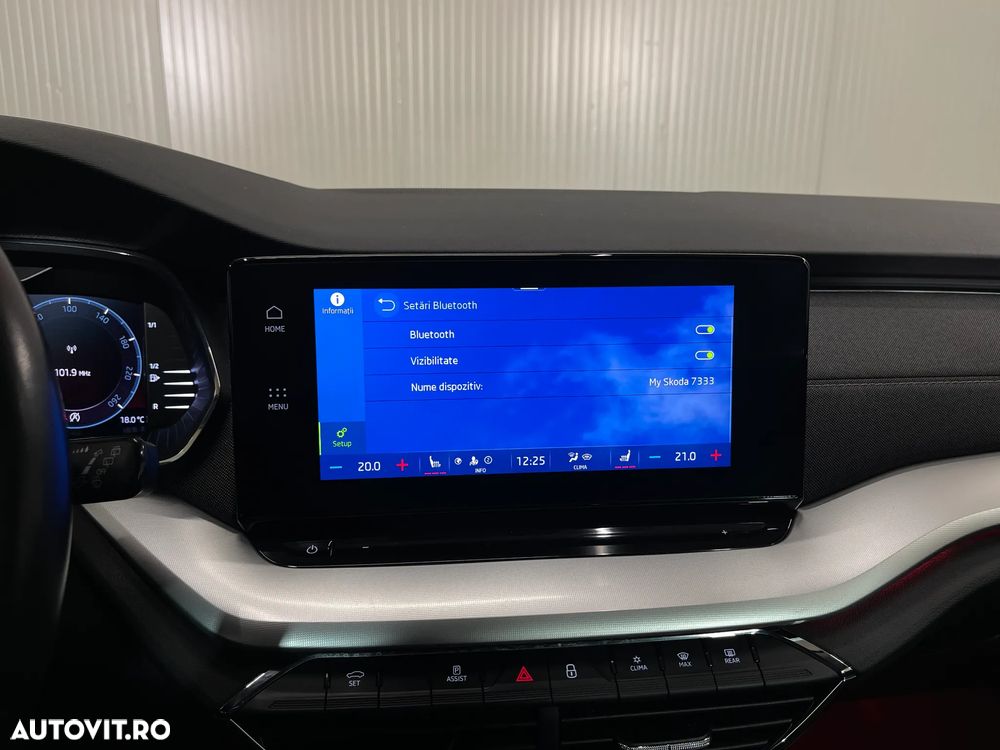 Skoda Octavia 2.0 TDI DSG Style - 17