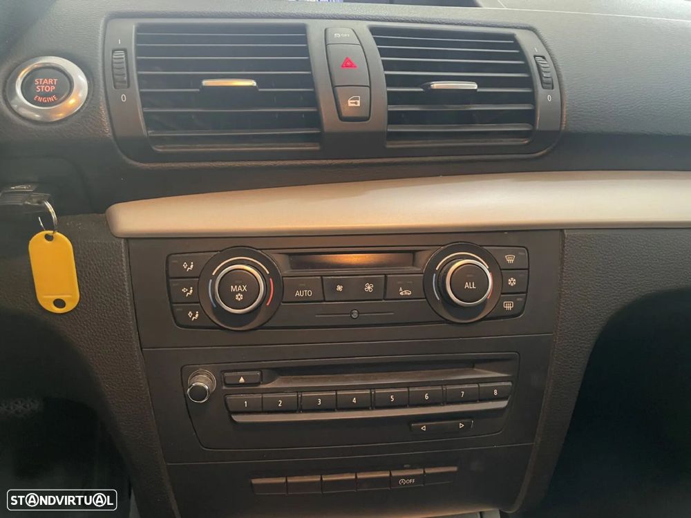 BMW 118 - 16