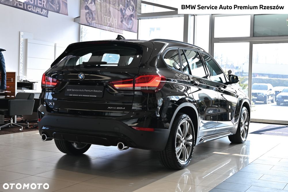 BMW X1 xDrive20d Sport Line - 16