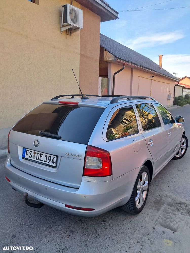 Skoda Octavia 2.0 TDI DPF DSG Sport Edition - 4